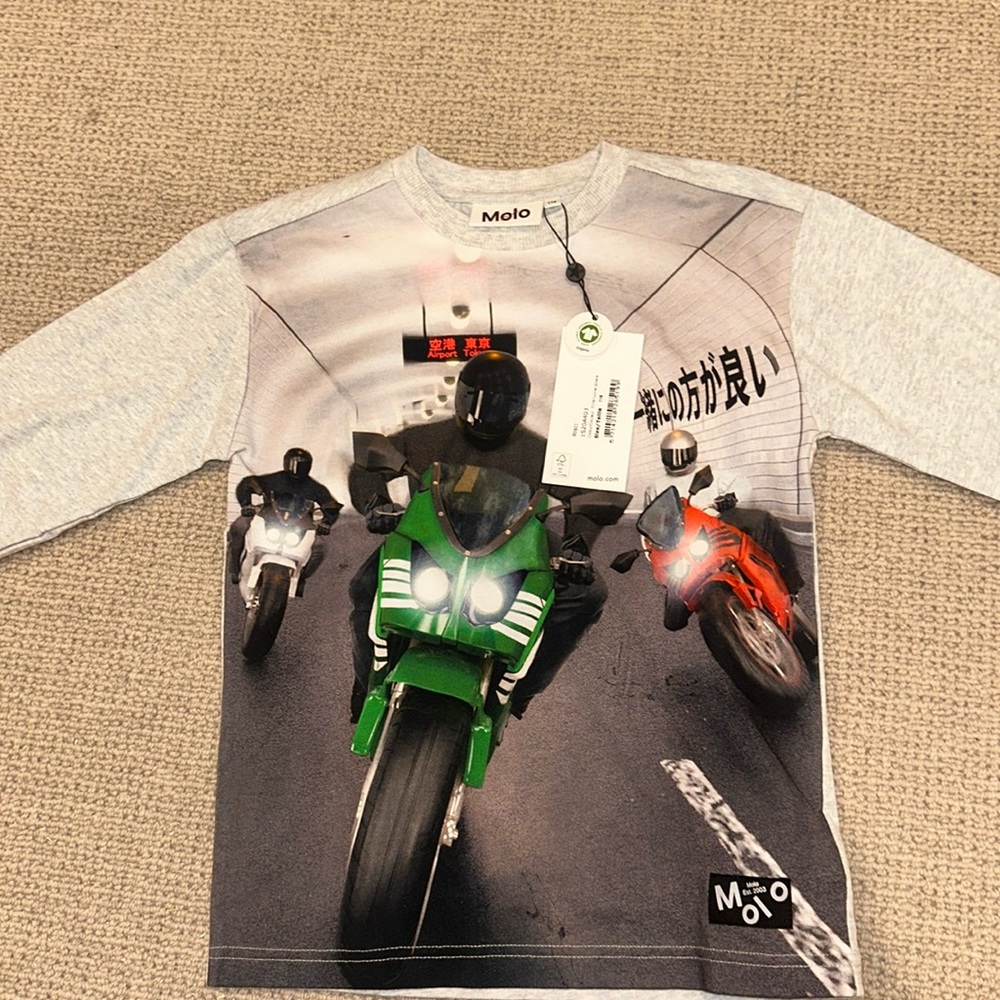 New with tags Kids molo long sleeve